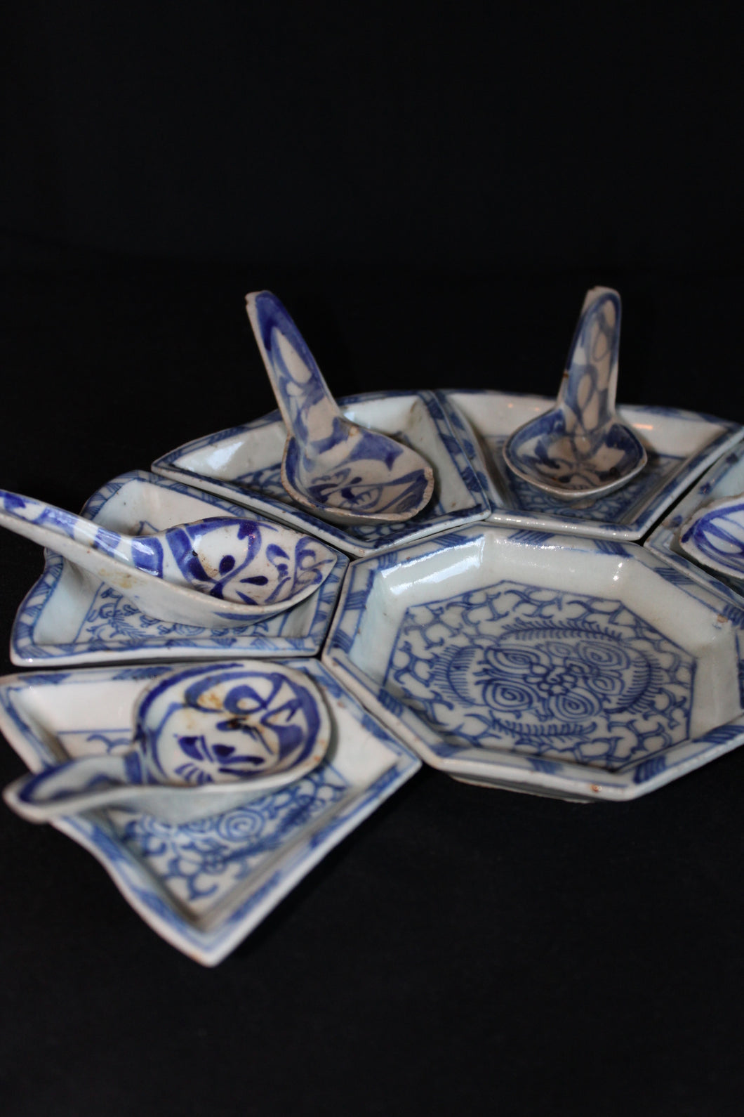 Late Qing Porcelain Sauce Bowl Set (1800-1912)